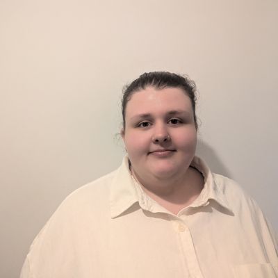 Photo of Katie Hooper